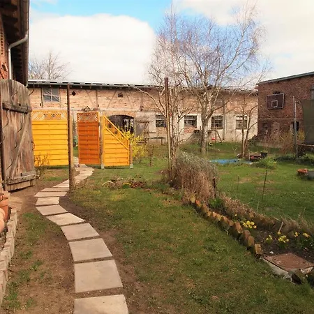 Neu Fewo Im Bauernhaus Mit Idyllischem Innenhof Und Naturgarten Mesekenhagen Exterior photo