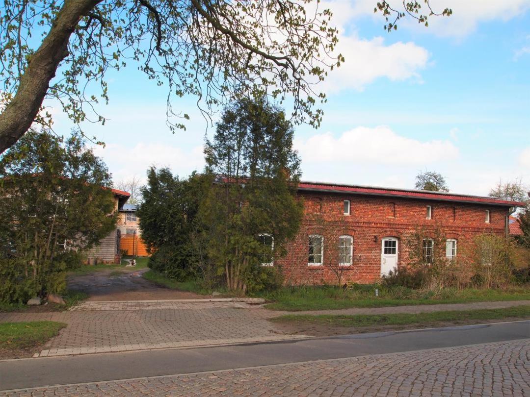 Apartment Neu Im Mit Idyllischem Innenhof Und Naturgarten *